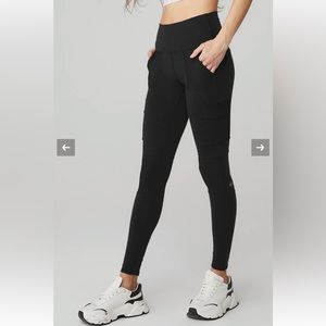 Alo High Waist Cargo Legging- size M